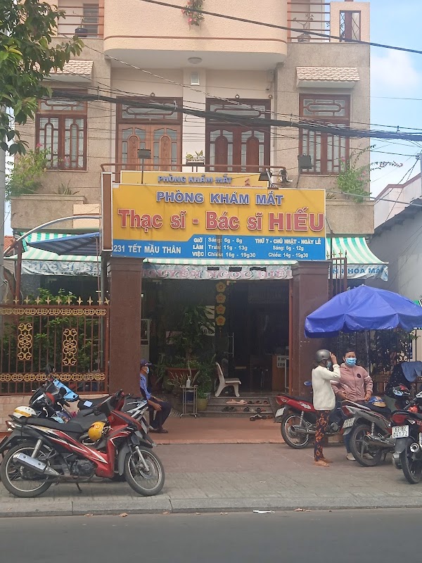 Phòng mạch bác sĩ Hiếu