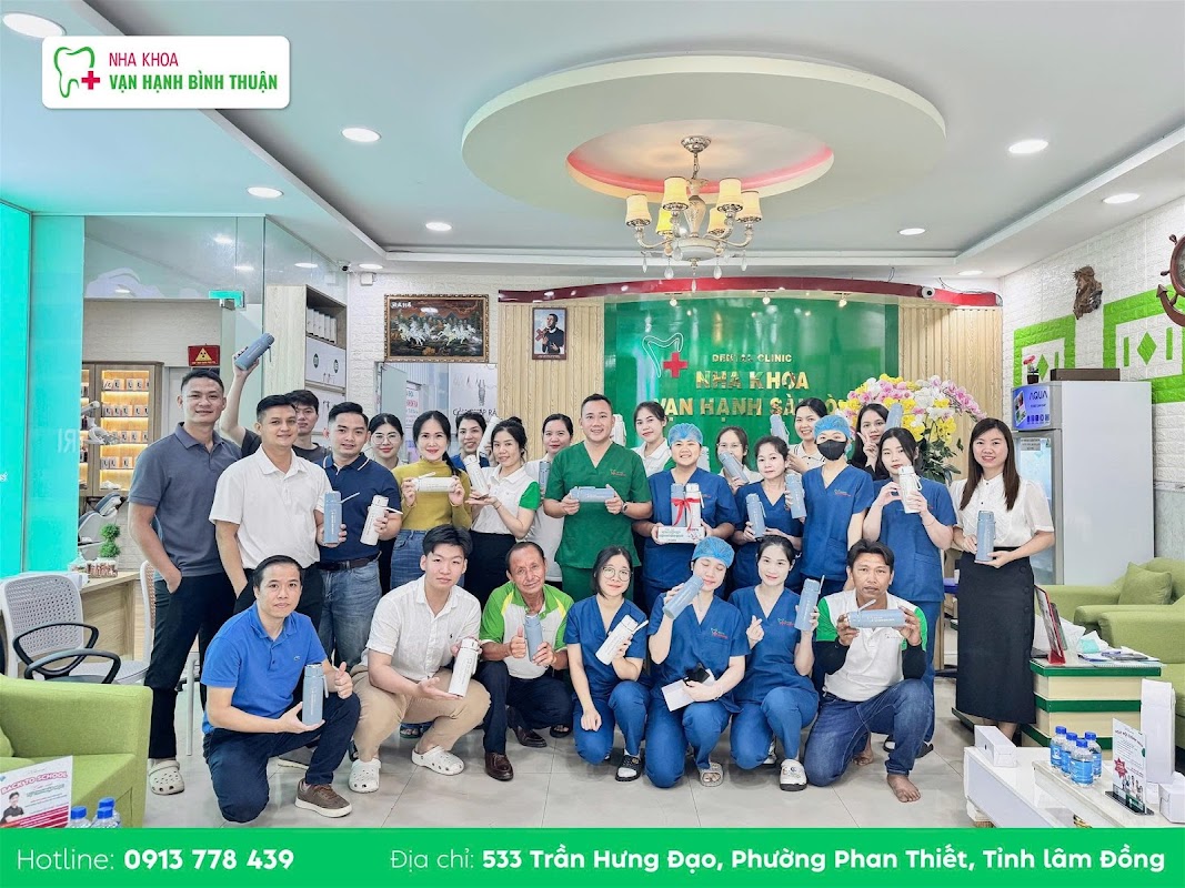 Nha Khoa Vạn Hạnh Bình Thuận