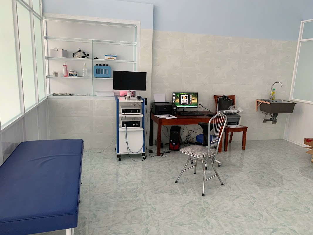 Tai Mũi Họng – Bác Sĩ Hùng