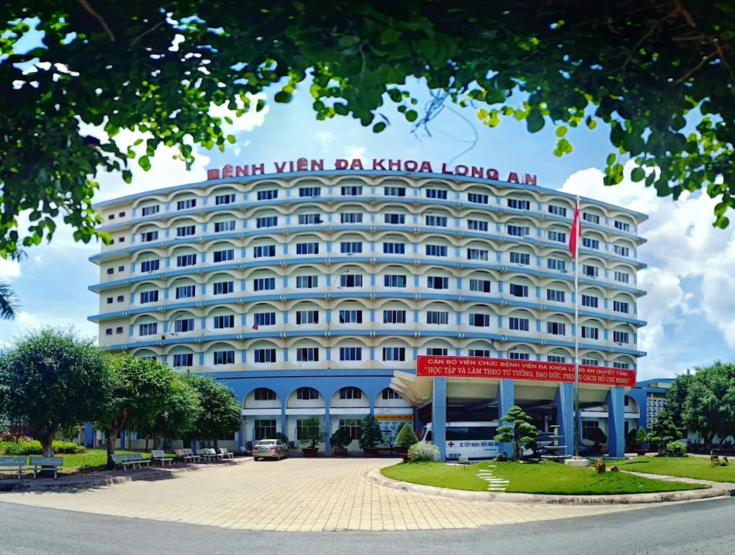 Bệnh viện Đa khoa Long An
