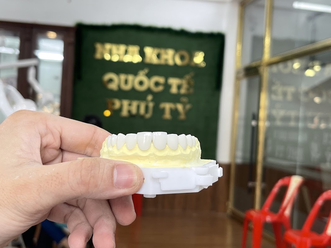 Nha Khoa Quốc Tế Phú Tỷ