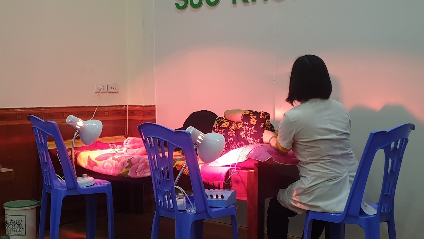 Phòng khám Đại học Y
