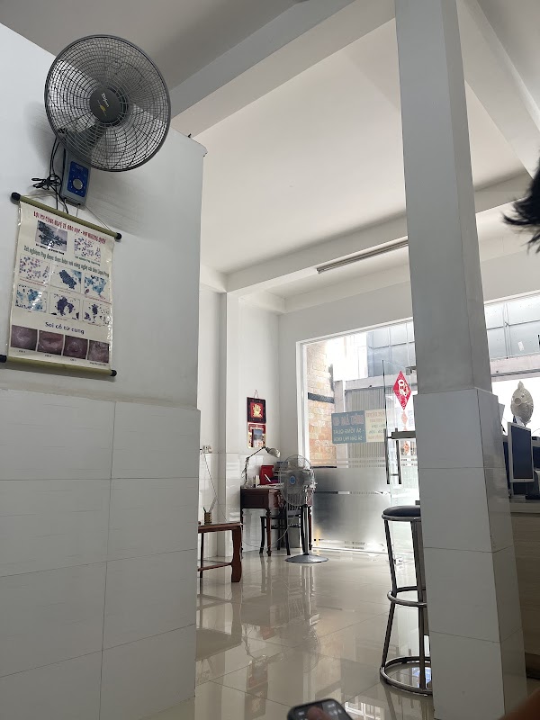 Phòng khám bác sỹ Dũng, bác sỹ Năm