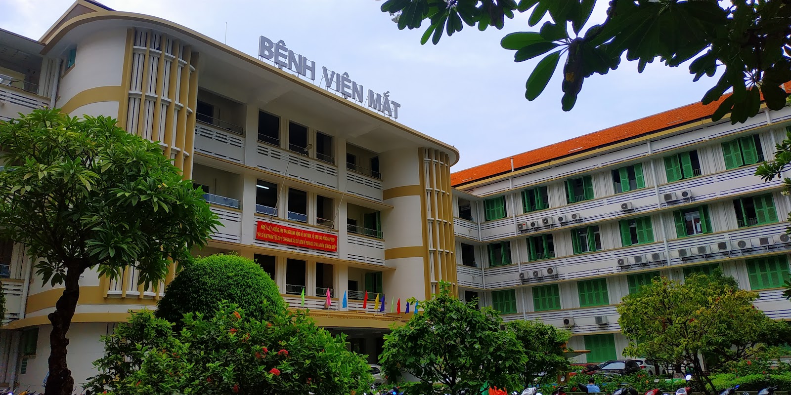 Bệnh Viện Mắt – Khu Khám Bệnh & Phẫu Thuật Bệnh Nhân Nghèo