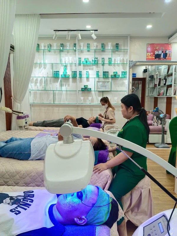 Pk Tai Mũi Họng-Thẩm Mỹ Bs Hồng Thắm